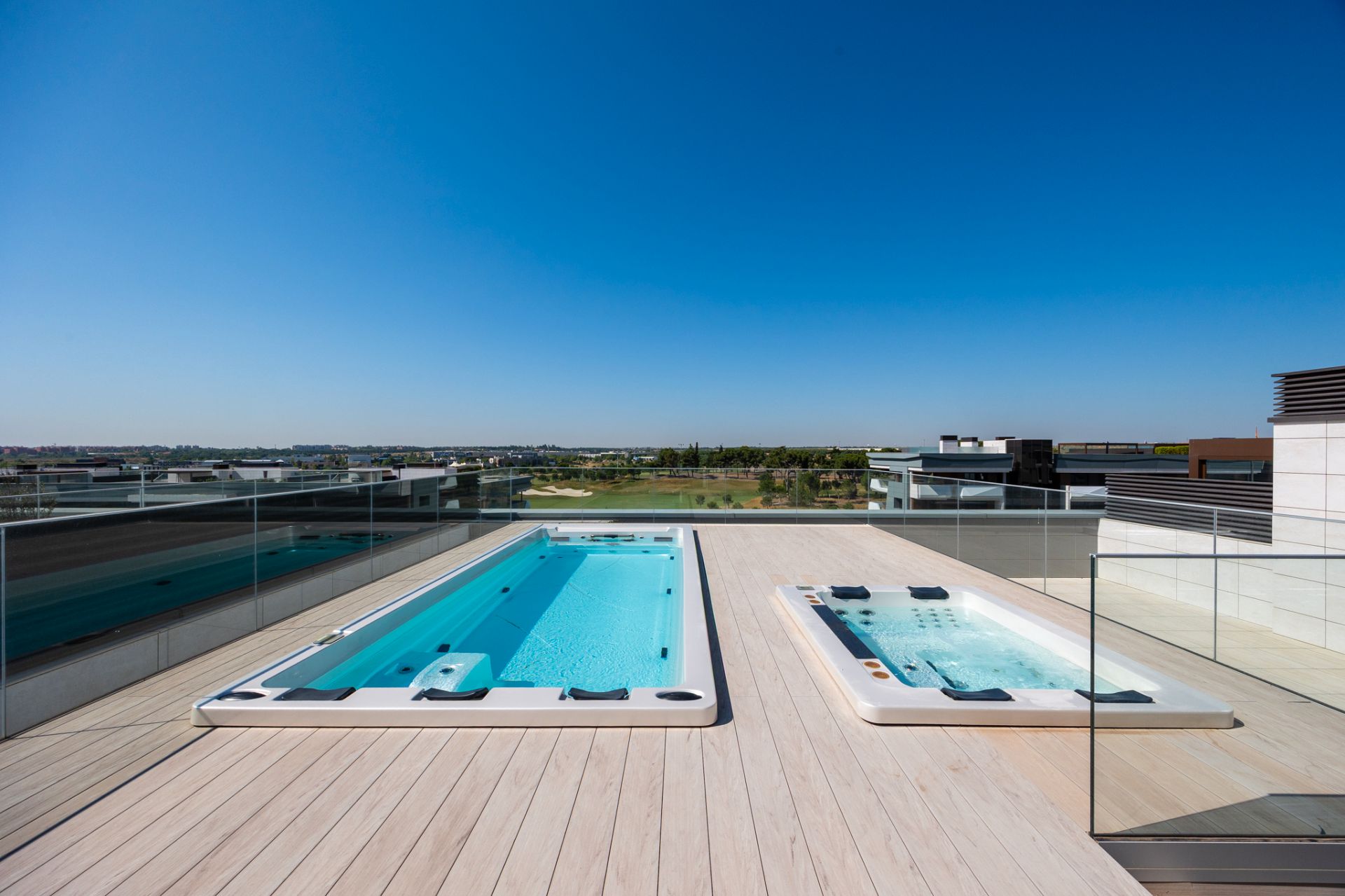 Swimming pool of Flat to rent in Pozuelo de Alarcón  with Air Conditioner, Heating and Terrace