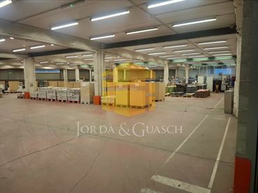 Nave industrial in affitto a Ronda del Port 1