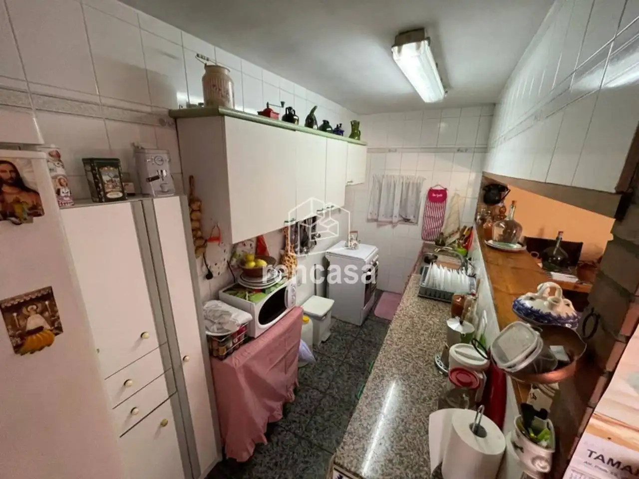 Cocina de Casa o chalet en venta en Torres de Segre con Jardín privado, Terraza y Piscina