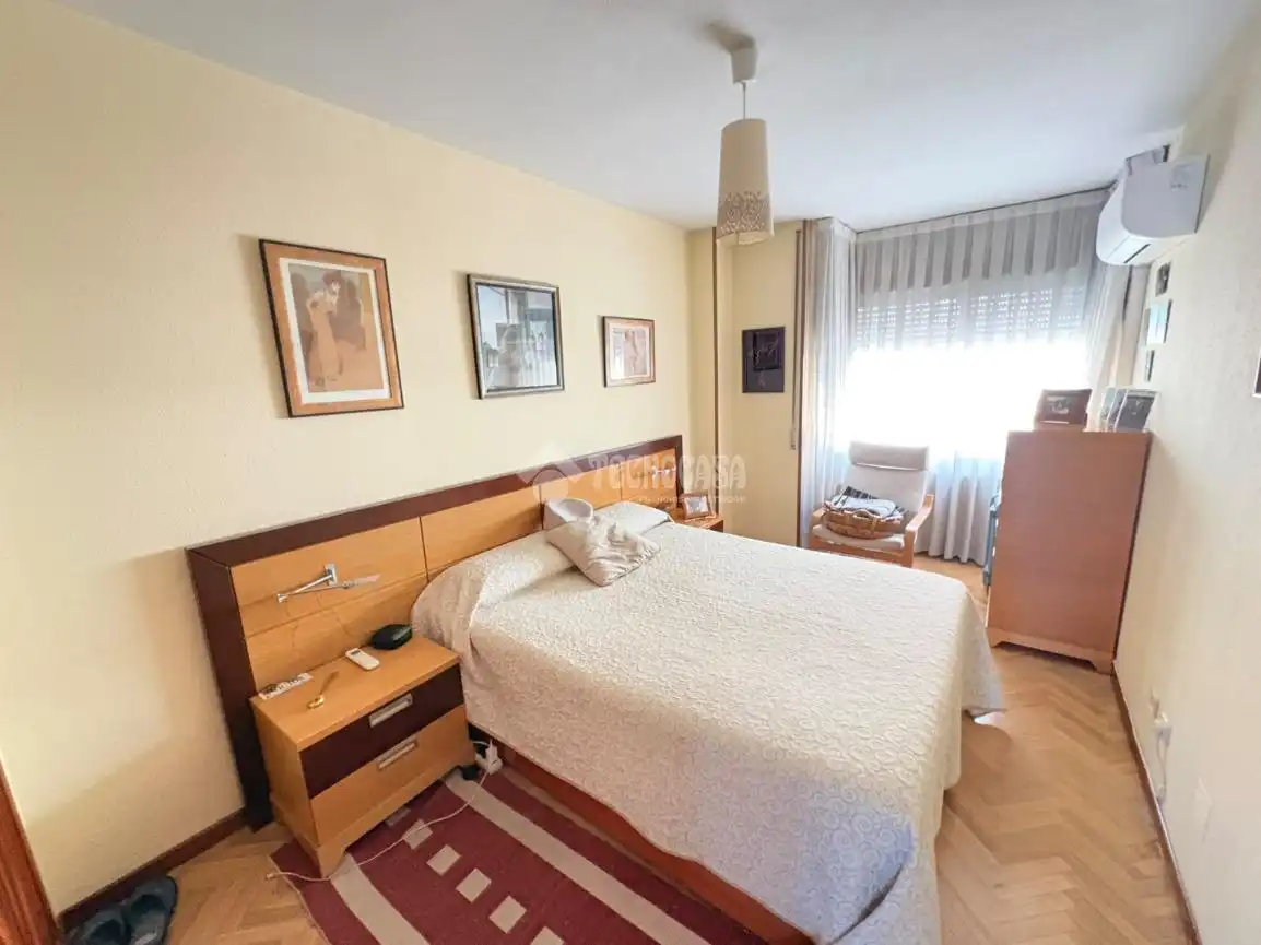 Habitación de Piso en venta en Madrid con Aire acondicionado, Parquet y Piscina comunitaria