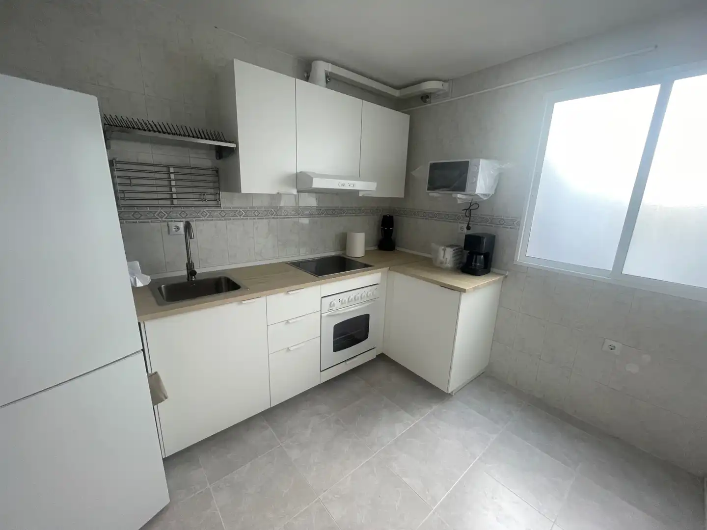 Kitchen of Flat for rent in Almendralejo  with Air Conditioner, Furnished and Oven