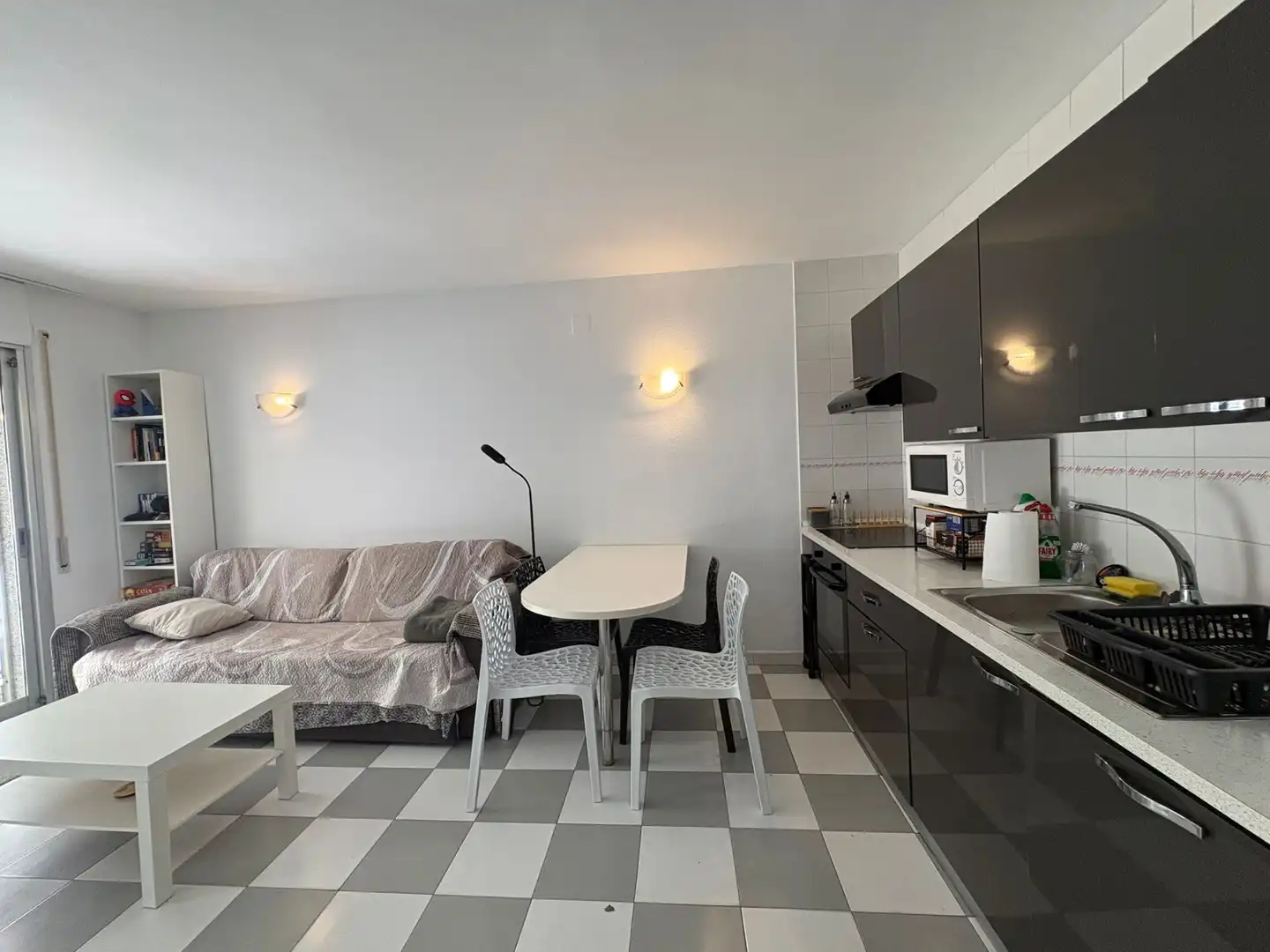 Schlafzimmer von Wohnung zum Verkauf in Salou mit Klimaanlage, Heizung und Terrasse