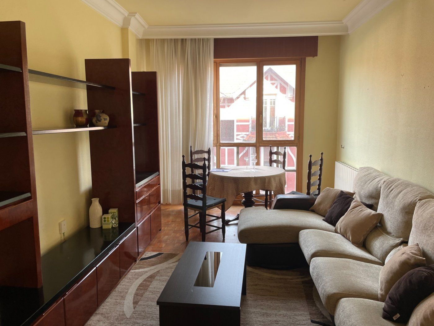 Sala de estar de Piso de alquiler en Bilbao  con Calefacción, Amueblado y Balcón