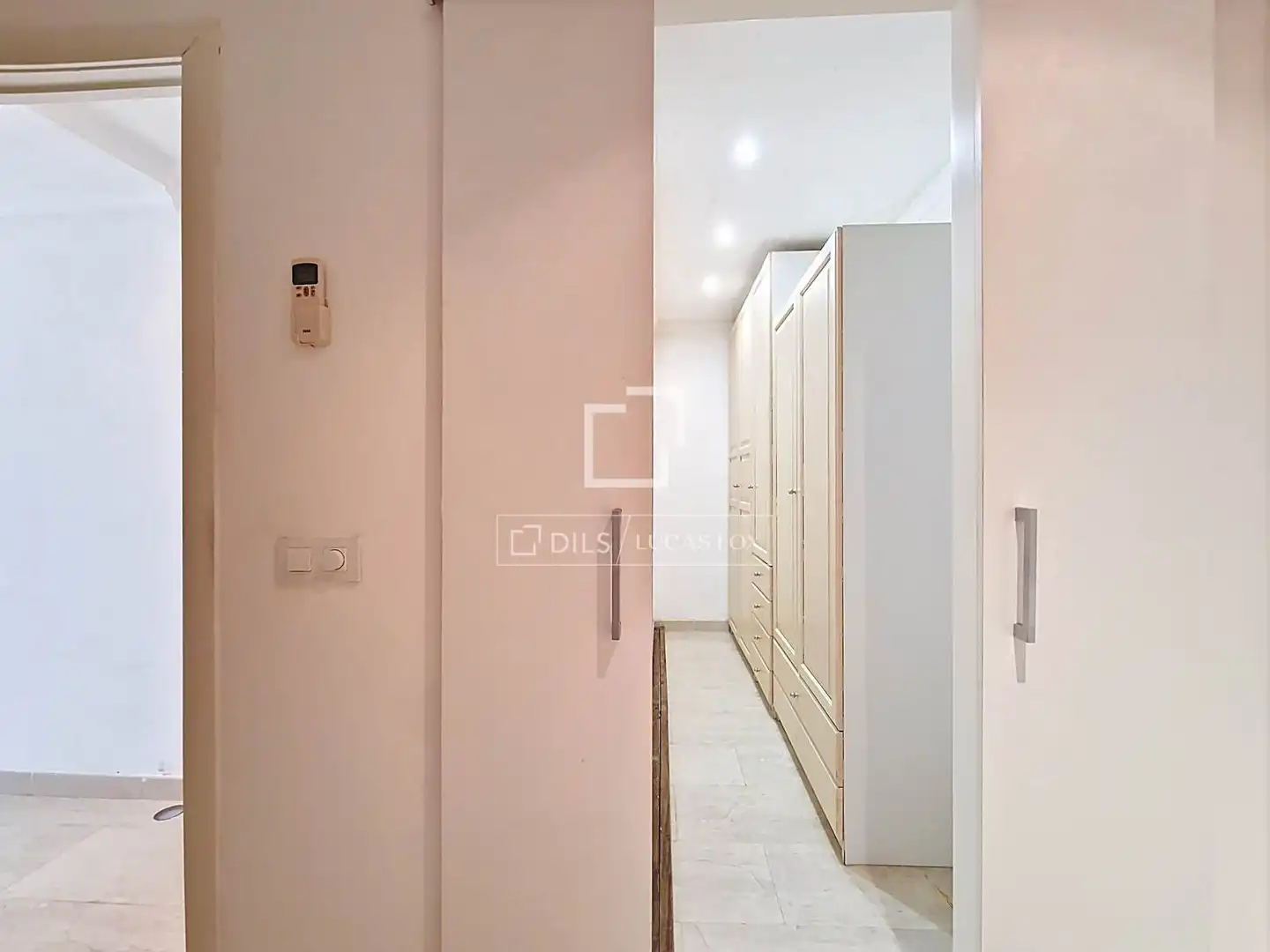 Flat for sale in Vilanova i la Geltrú  with Air Conditioner and Heating