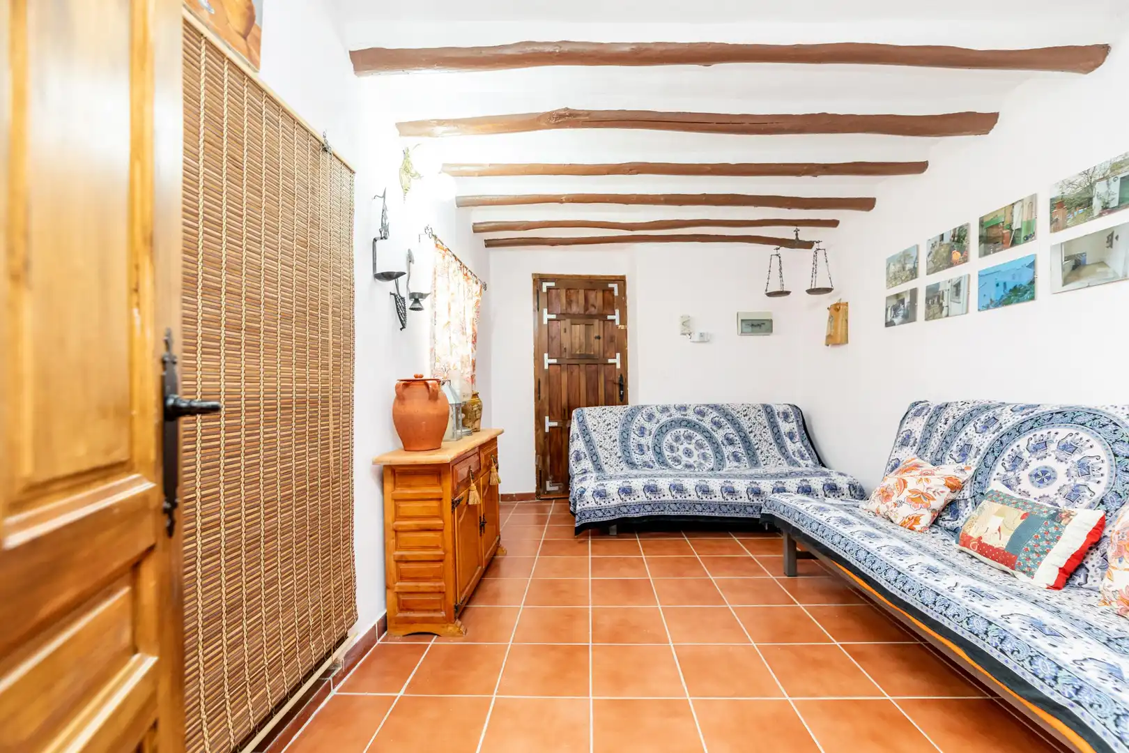 Sala d'estar de Finca rústica en venda en Cuevas de San Marcos amb Calefacció, Jardí privat i Terrassa