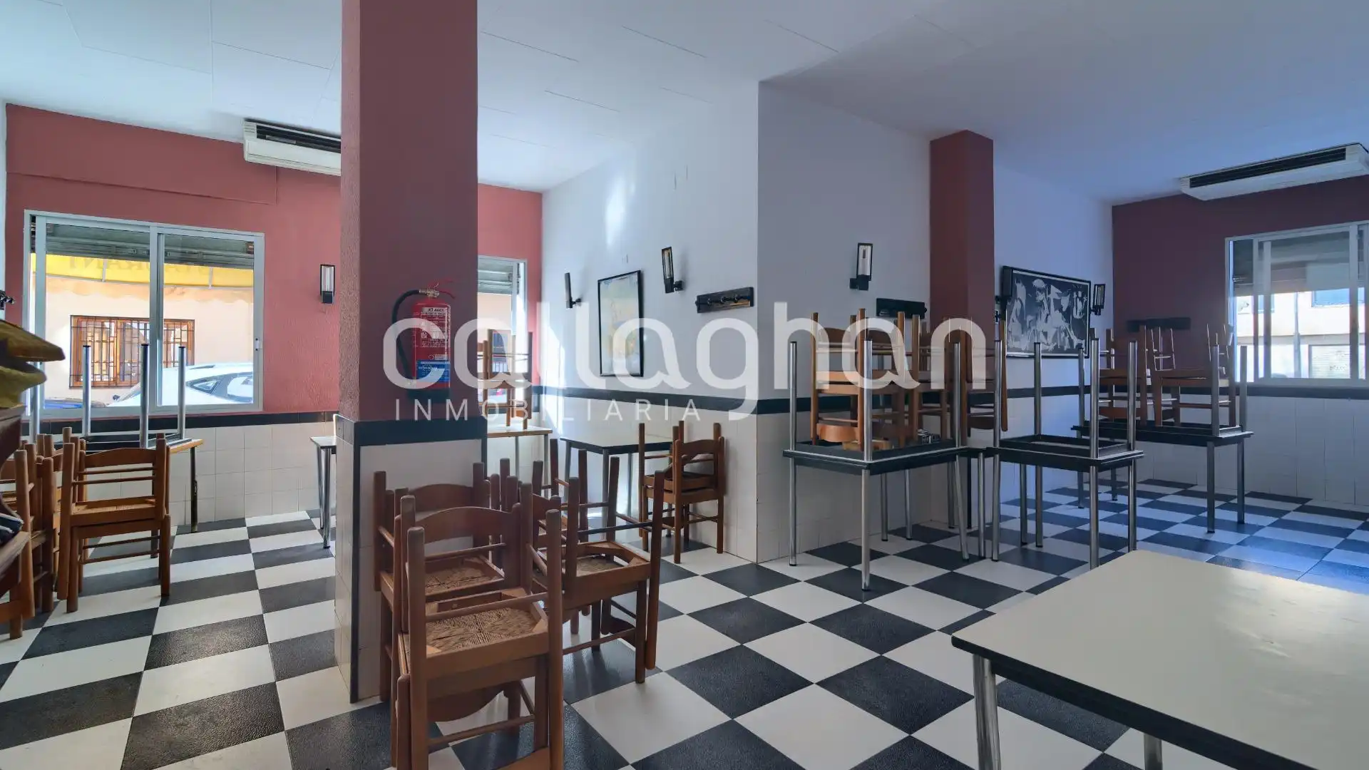 Local en venta en L'Alcúdia con Aire acondicionado y Amueblado