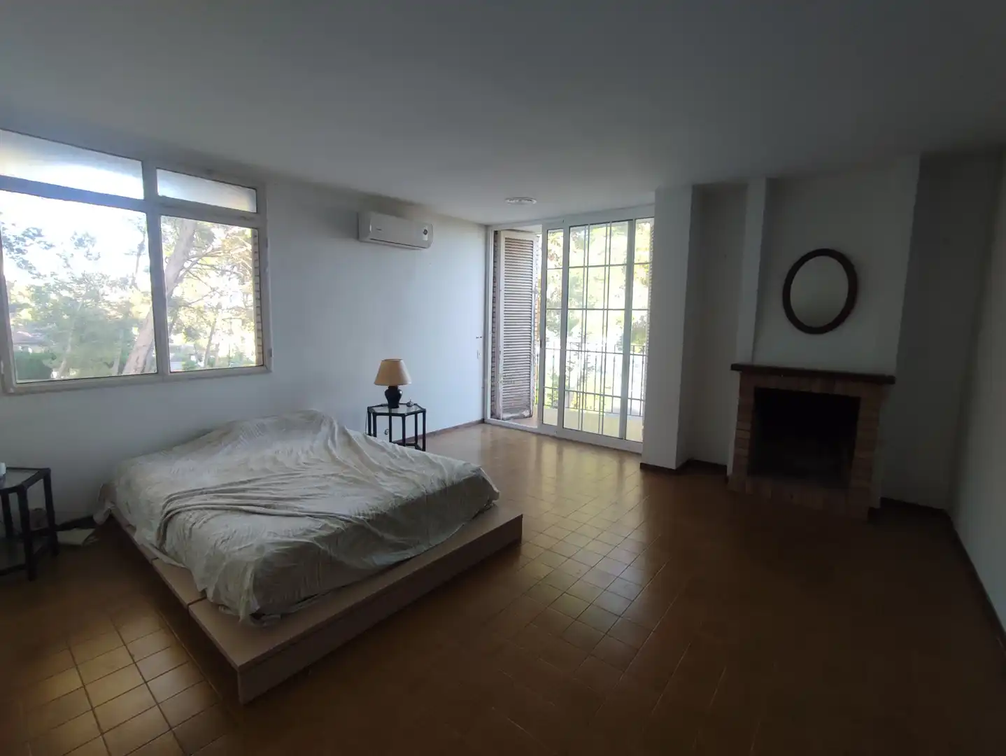 Dormitori de Casa o xalet en venda en Pallejà amb Aire condicionat, Calefacció i Jardí privat