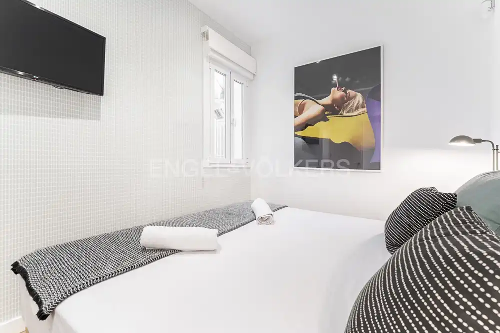 Habitación de Apartamento de alquiler en Madrid con Aire acondicionado, Calefacción y Amueblado