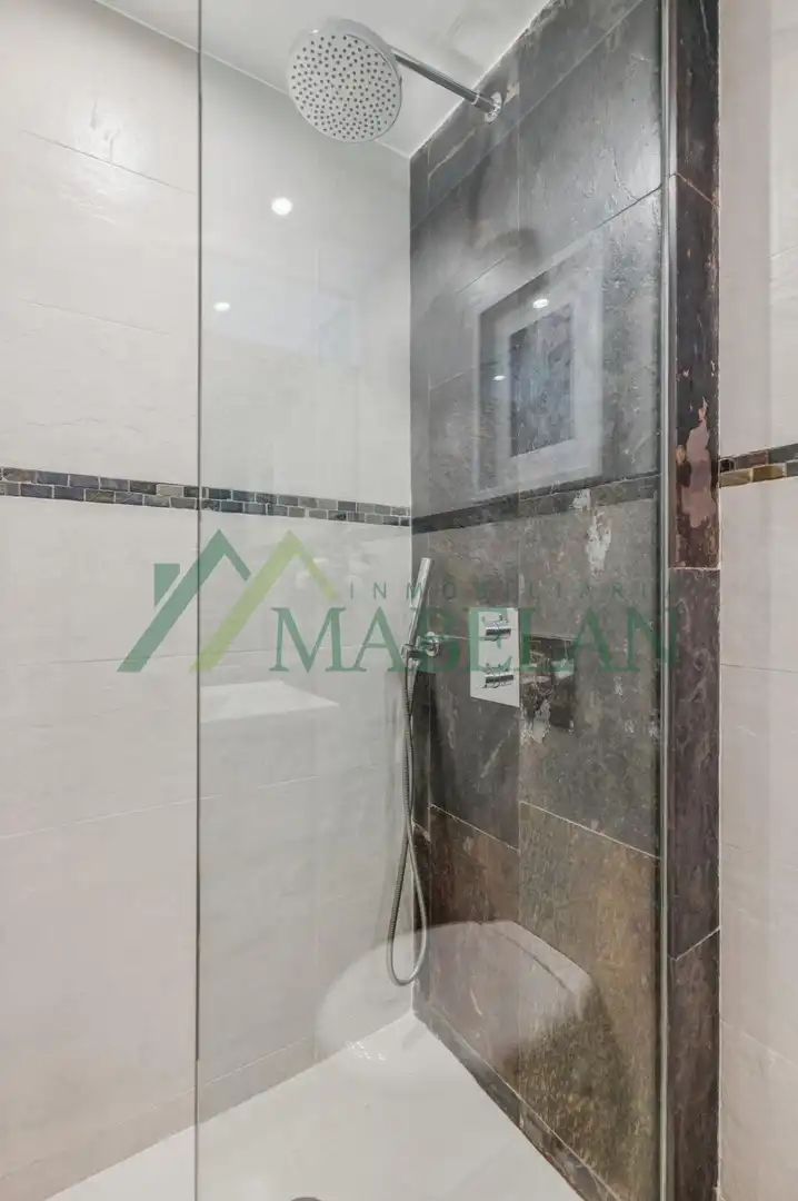 Bathroom of Flat for rent in Las Rozas de Madrid  with Heating, Furnished and Community pool