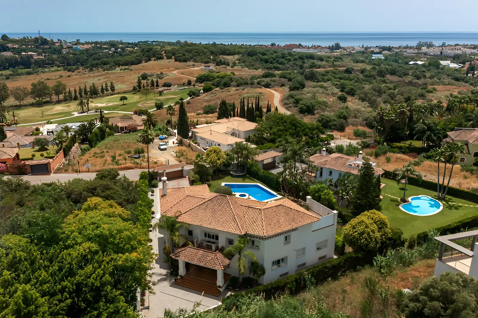 Casa con piscina en venta en Benahavís pueblo, imagen 2