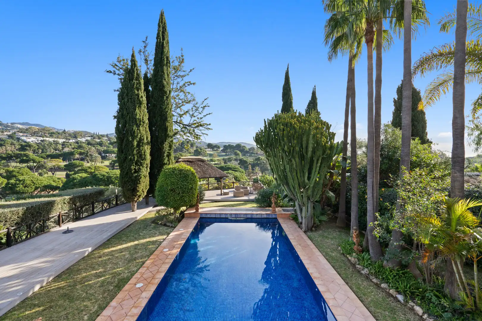 Maison avec terrasse à vendre à Río Real - Los Monteros, imagen 43