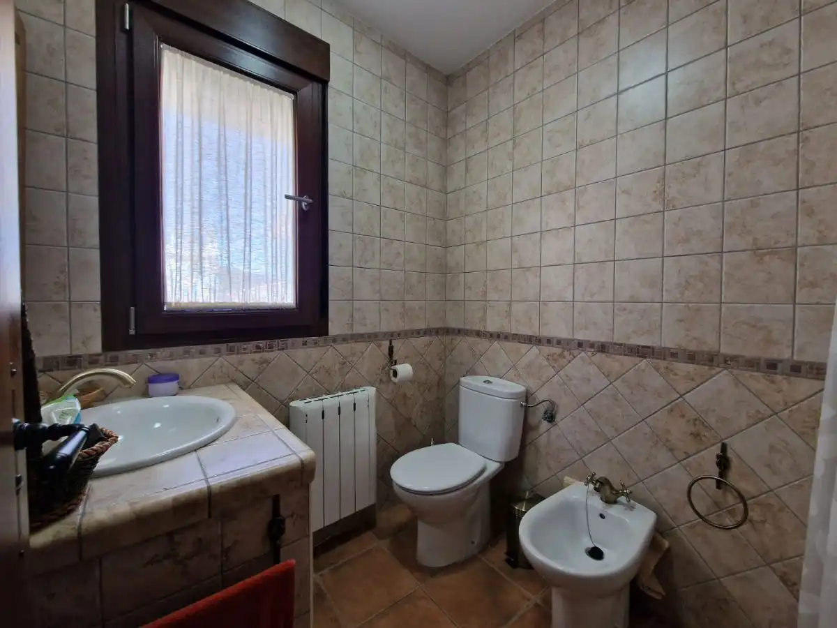 Baño de Casa o chalet en venta en Barrado con Aire acondicionado, Calefacción y Amueblado