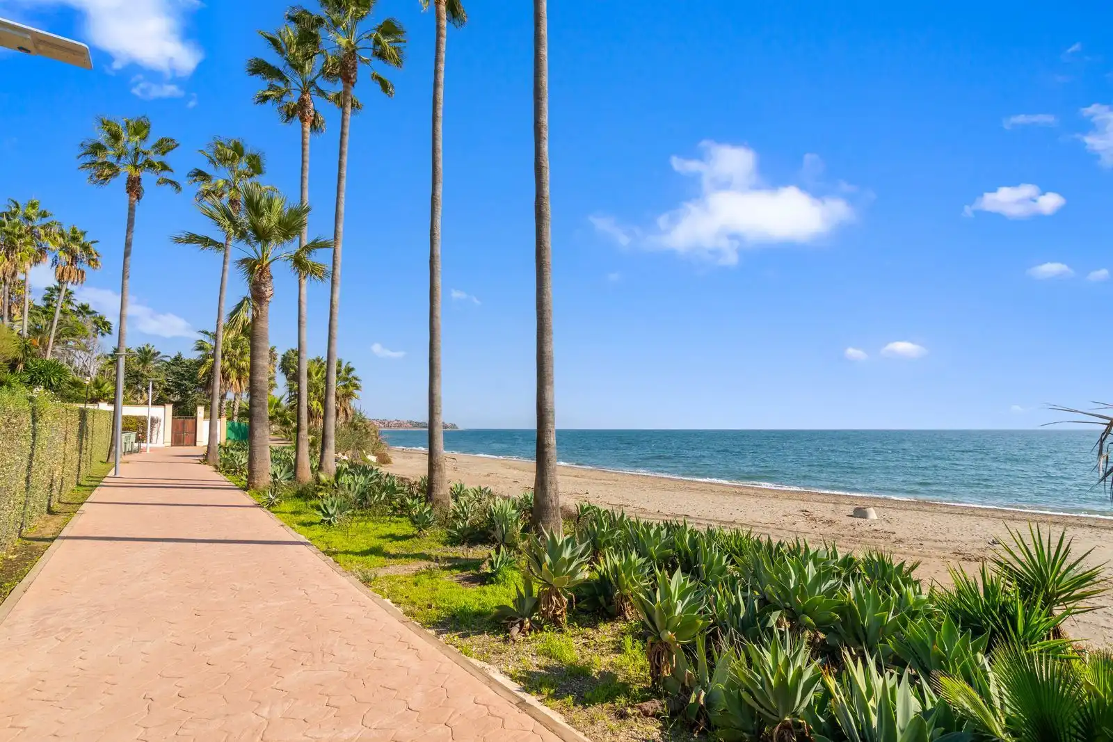 Apartament amb piscina en venda a Urbanización Andalucía Beach 168, imagen 24