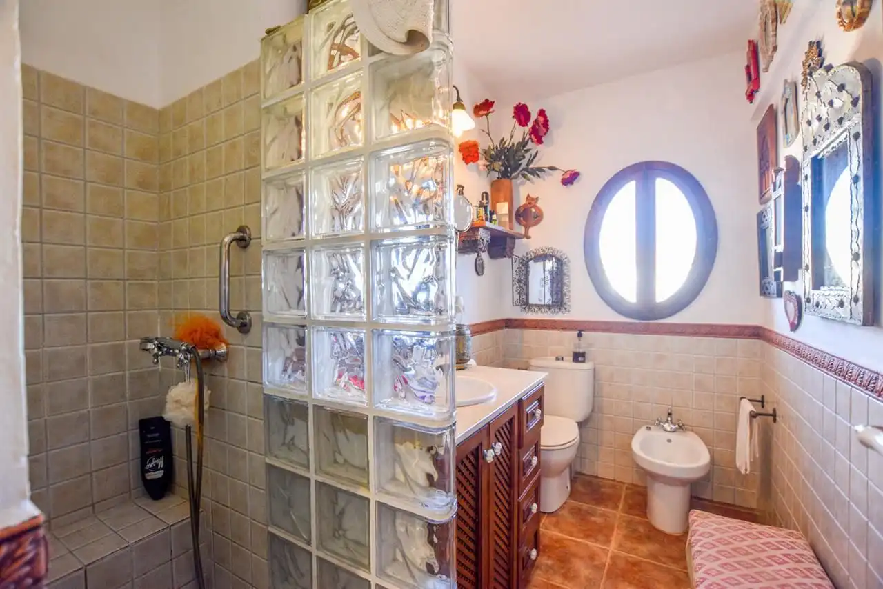 Bathroom of Commercial properties for sale in Pulpí