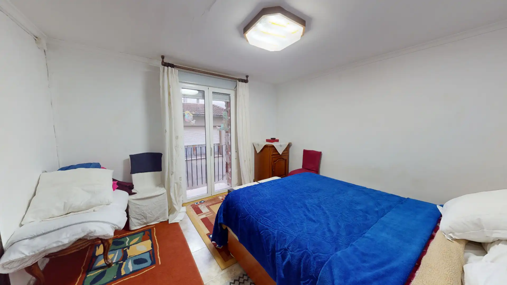 Schlafzimmer von Einfamilien-Reihenhaus zum Verkauf in Onil mit Klimaanlage und Balkon
