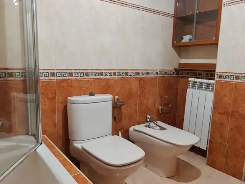 Bany de Pis en venda en Soria Capital  amb Traster i Balcó