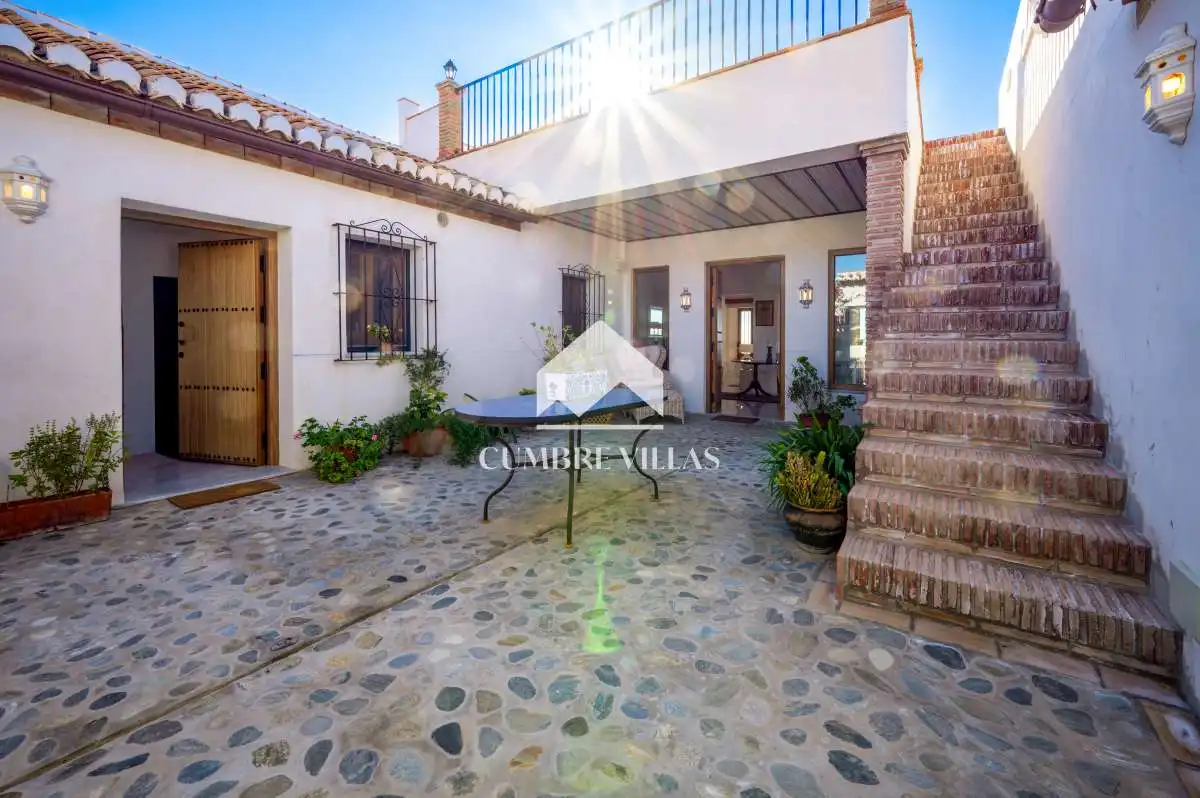 Terrace of Houses for sale in Almuñécar  with Private garden, Terrace and Storage room