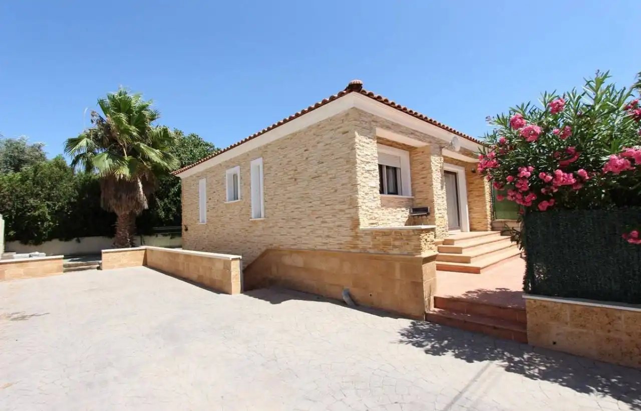 Villa con terrazza in vendita a Marisol Park - Ortembach - Los Almendros, imagen 9
