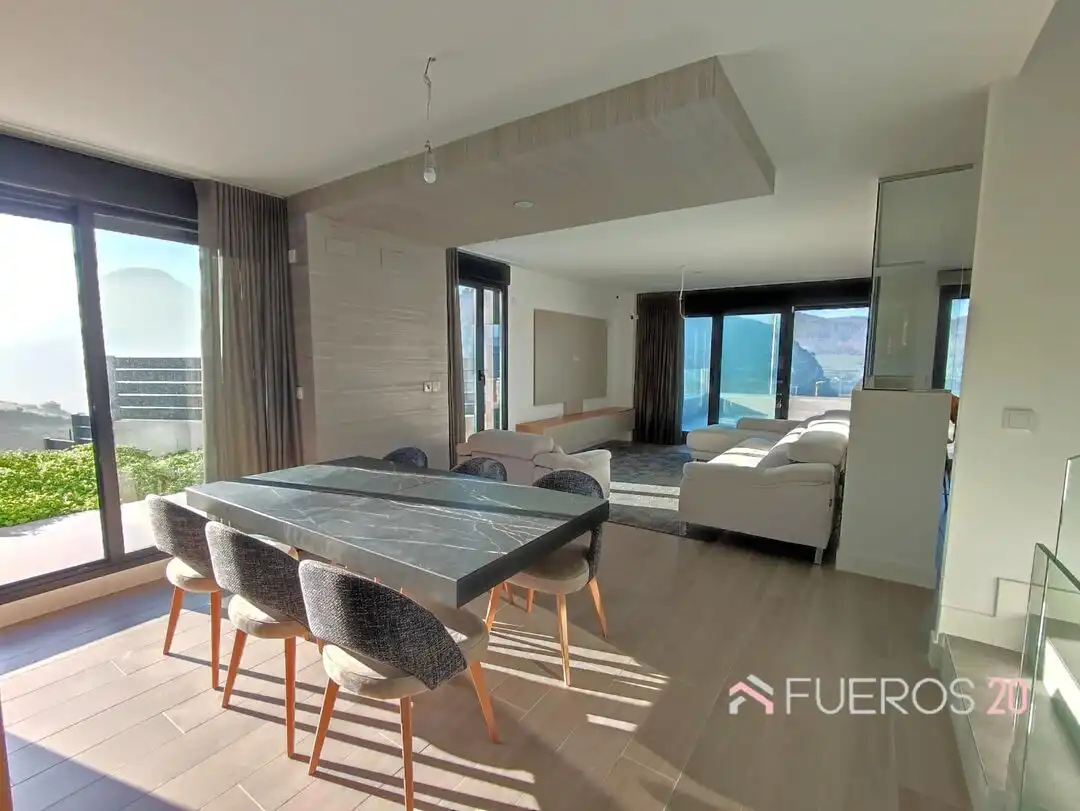 Sala de estar de Casa adosada en venta en Zierbena con Calefacción, Jardín privado y Terraza