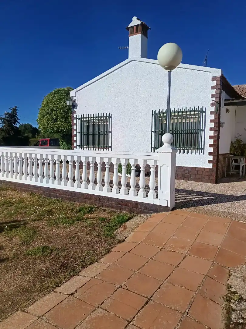 Casa rústica con piscina en venta en Zafra, imagen 2