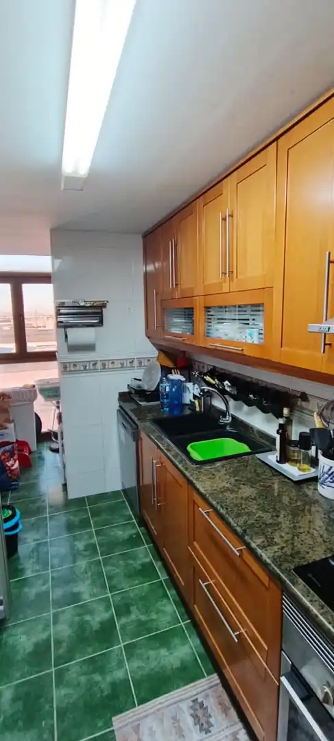 Cuina de Pis en venda en Silla amb Aire condicionat, Calefacció i Traster