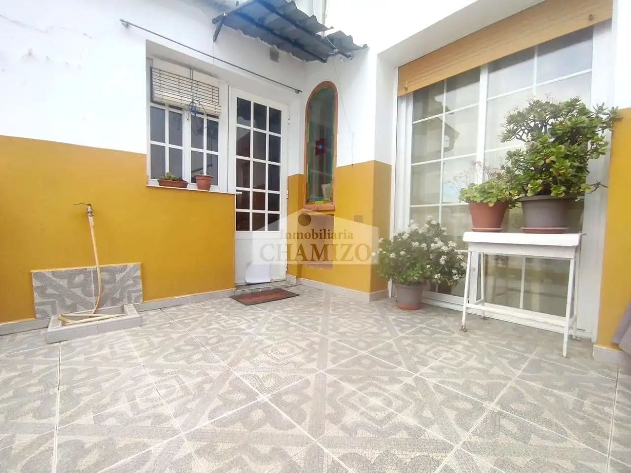 Vista exterior de Piso en venta en Villanueva de la Serena con Calefacción, Terraza y Trastero