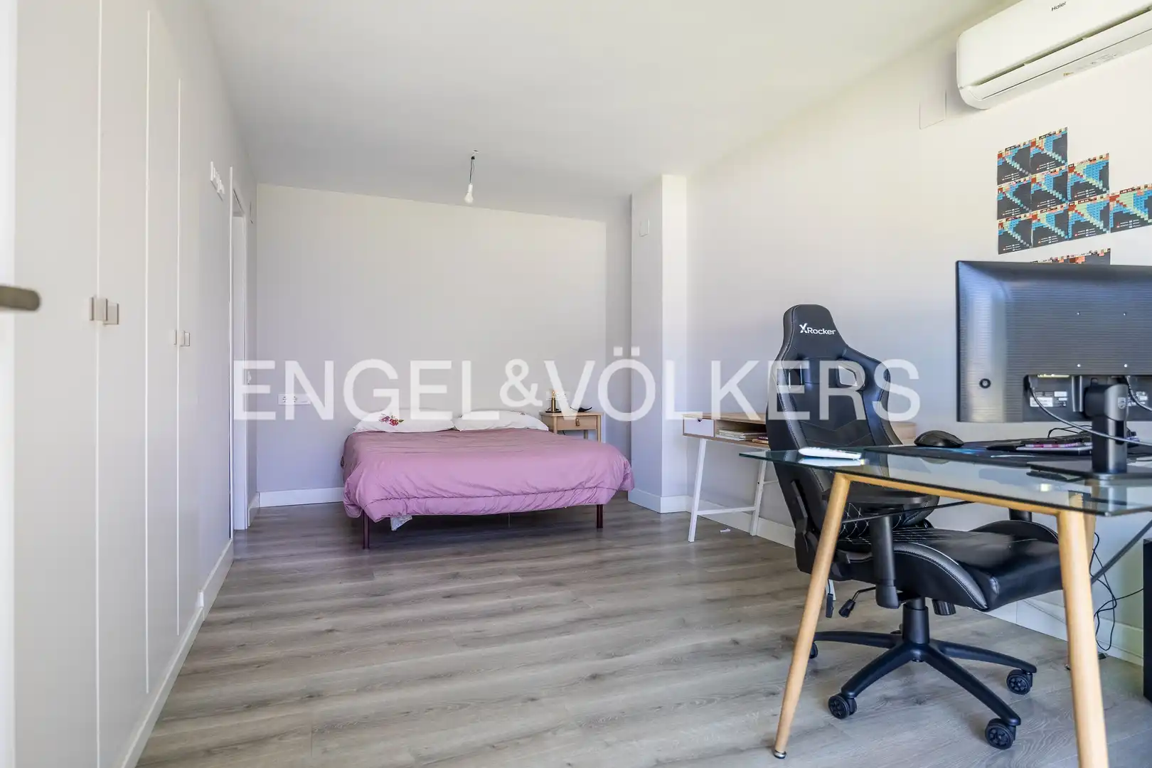 Habitación de Casa o chalet en venta en Dos Hermanas con Aire acondicionado, Calefacción y Jardín privado
