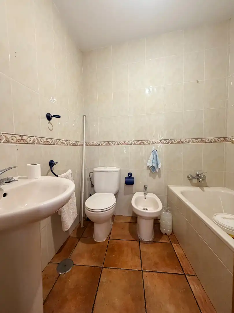 Bathroom of Commercial properties for sale in Madrid  with Heating