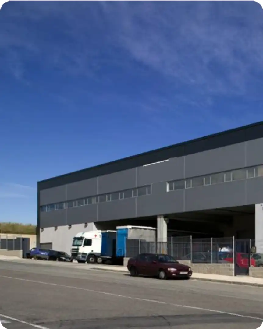Nau industrial de lloguer a Sant Esteve Sesrovires, imagen 3