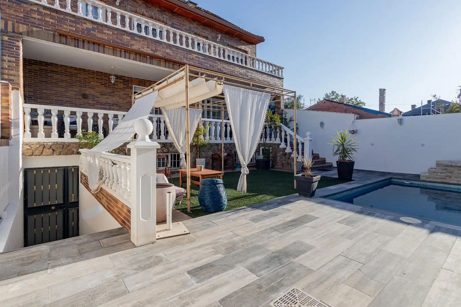 Terraza de Casa o chalet en venta en Madrid con Aire acondicionado, Calefacción y Jardín privado