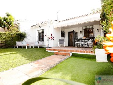Adossat amb piscina en venda a San Pedro de Alcántara