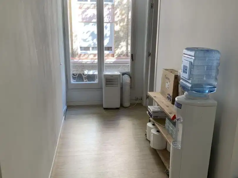 Office for rent in Sabadell  with Air Conditioner, Heating and Internet