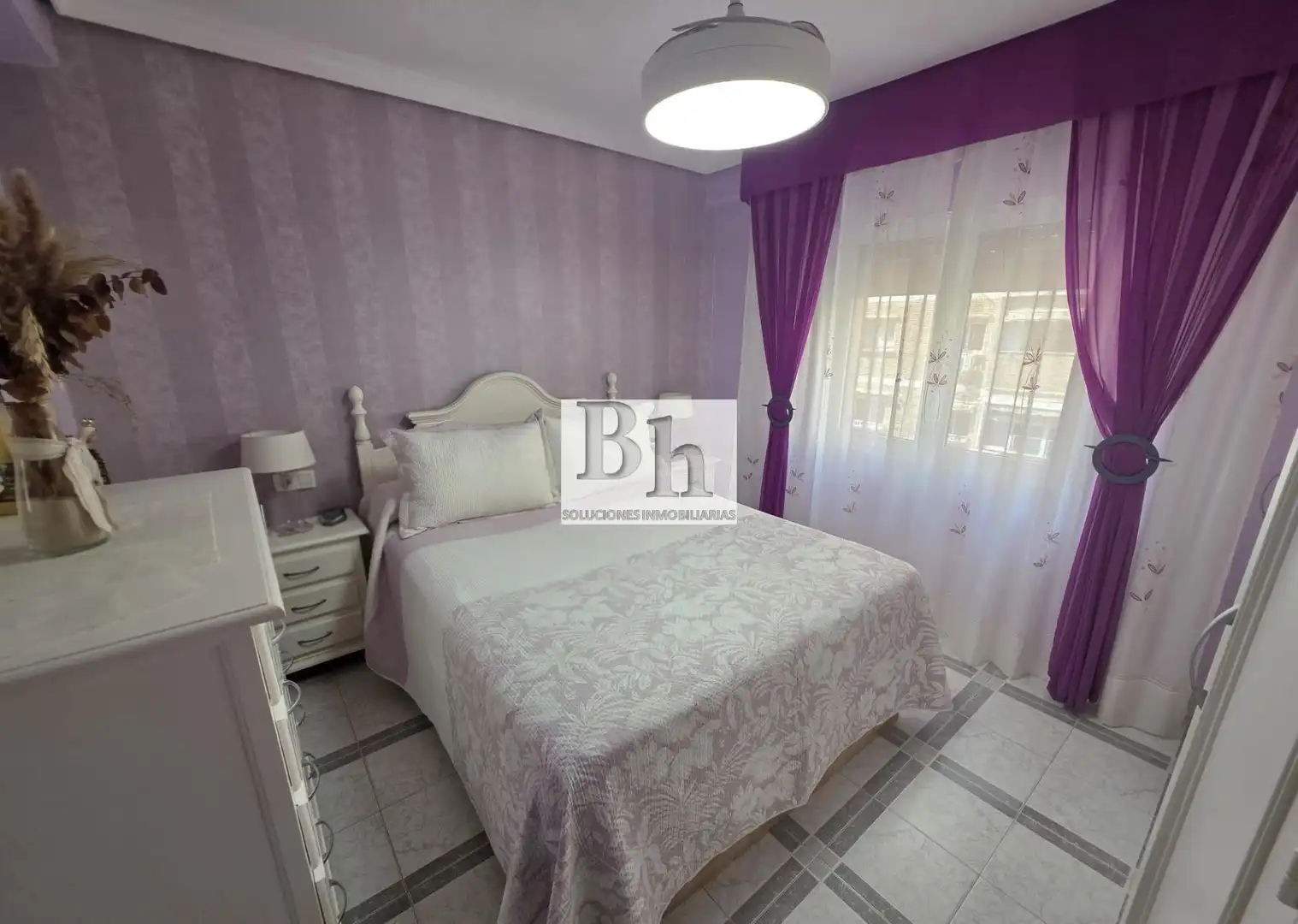 Habitación de Piso en venta en Málaga con Aire acondicionado