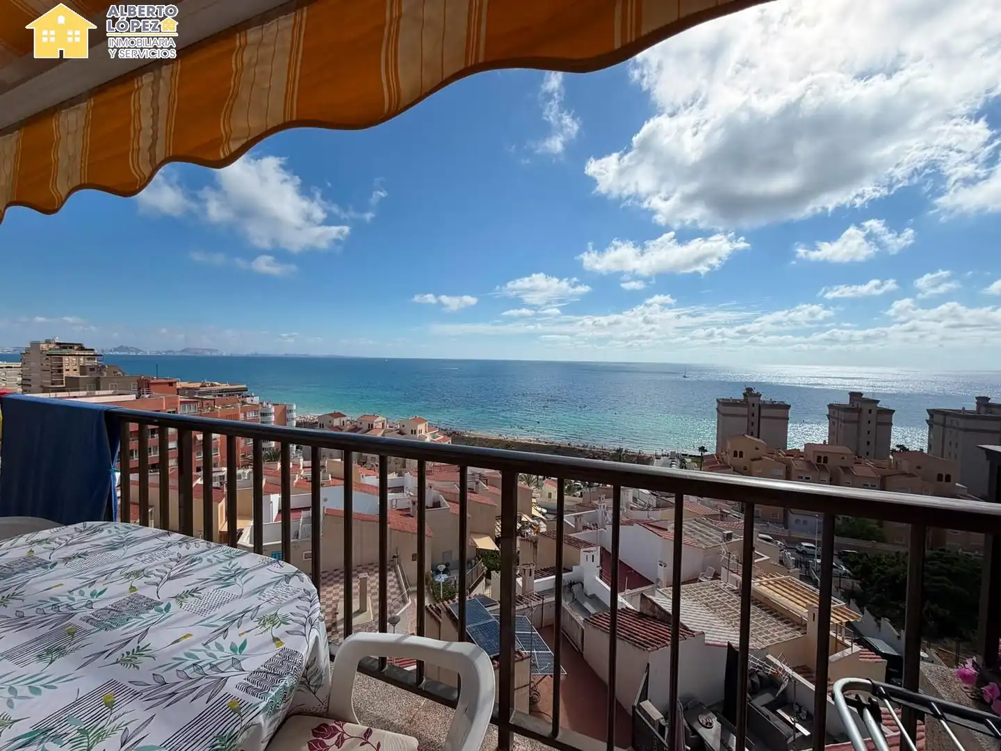 Habitación de Dúplex de alquiler en Elche / Elx con Terraza, Amueblado y Balcón