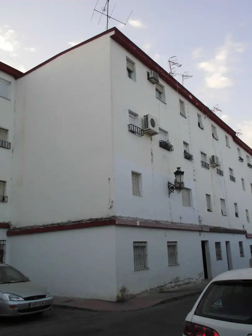 Vista exterior de Piso en venta en Morón de la Frontera