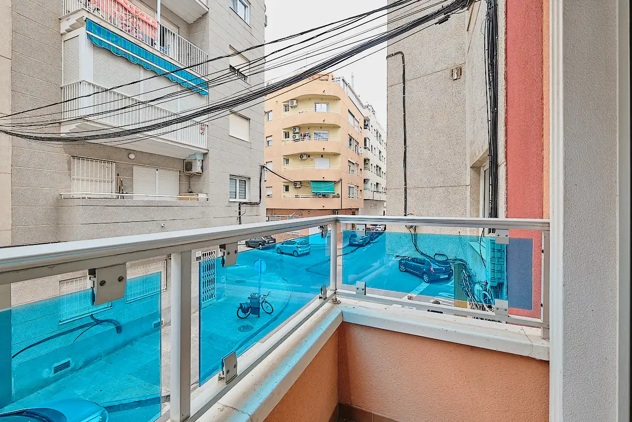 Apartamento en venta en Calle Almudena, Antonio Machado