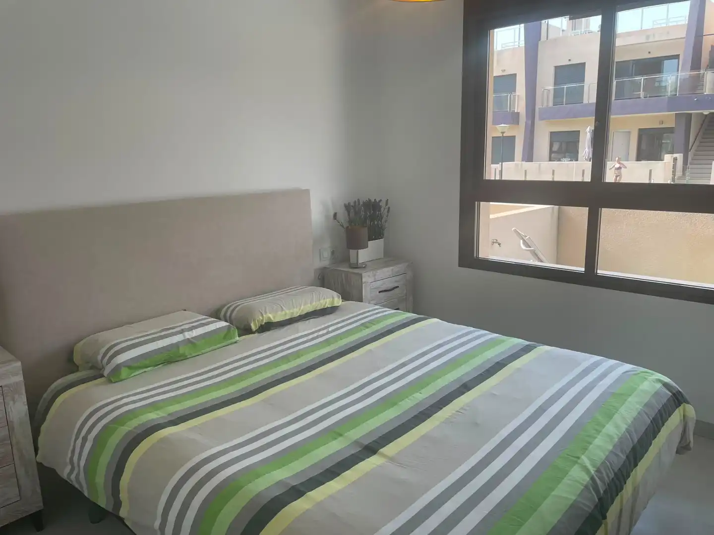 Habitación de Casa o chalet en venta en Pilar de la Horadada con Aire acondicionado, Jardín privado y Amueblado
