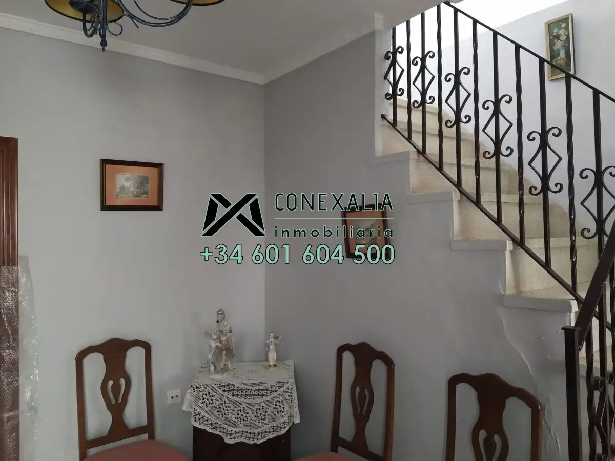 Casa en venta en Ensanche, 4 dormitorios., image 2