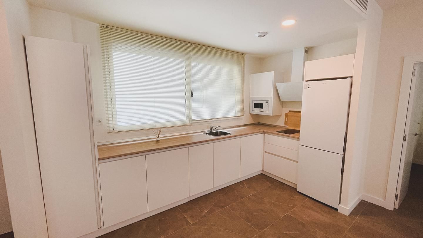 Kitchen of Flat to rent in  Cádiz Capital  with Furnished and Community pool