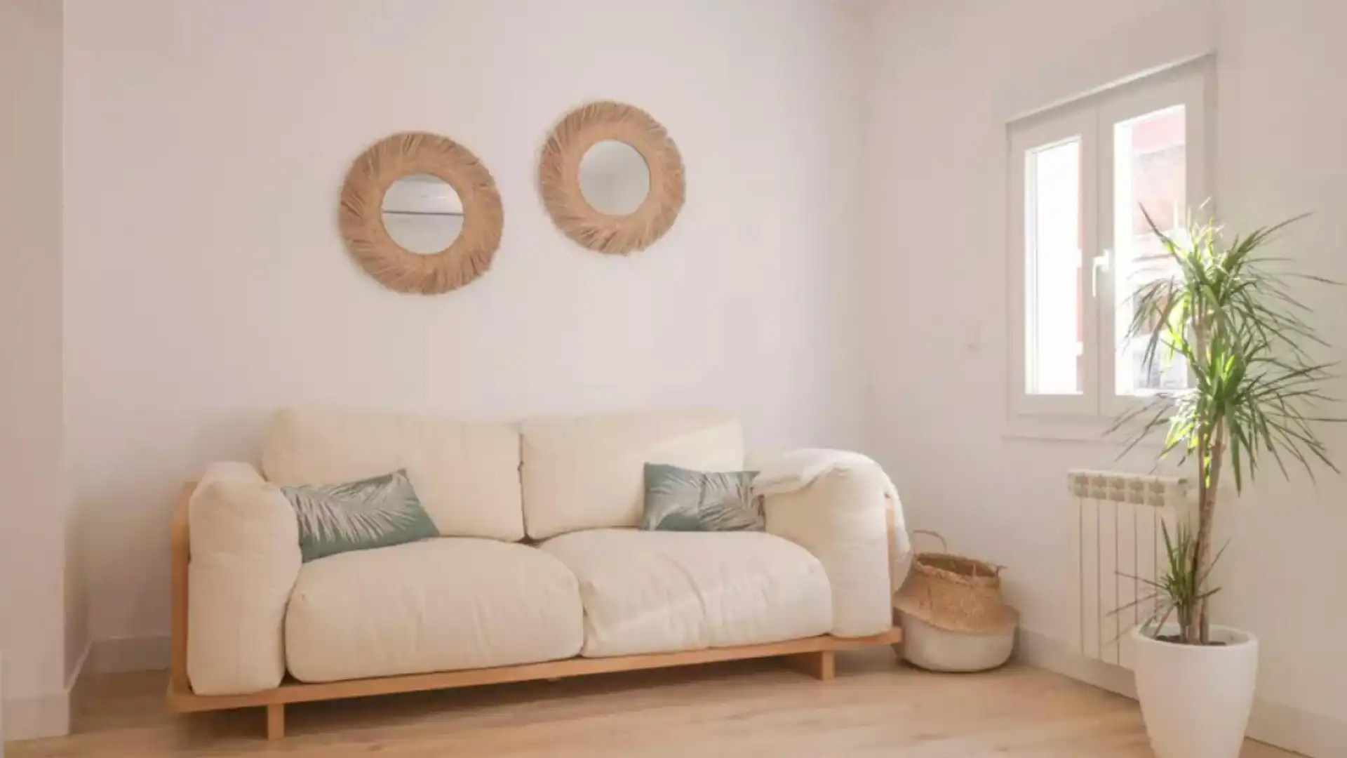 Living room of Flat for rent in  Madrid Capital  with Air Conditioner, Heating and Furnished