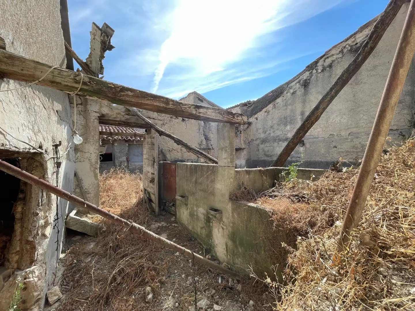Casa rústica amb jardí en venda a Calle Caridad, imagen 4