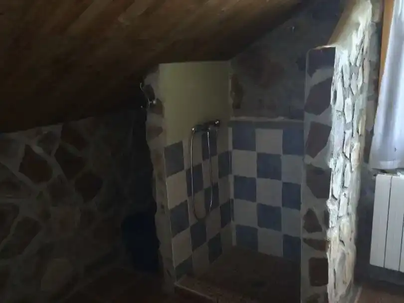Bany de Casa o xalet en venda en Huéscar amb Jardí privat, Piscina i Moblat