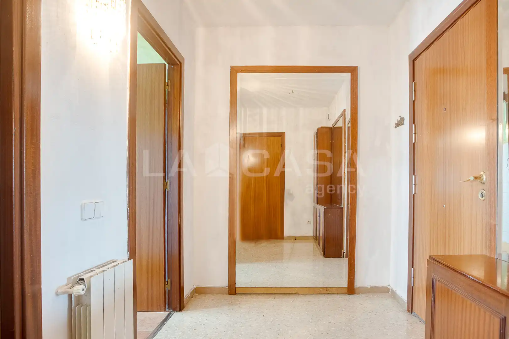 Piso en venta en Barcelona con Calefacción y Balcón