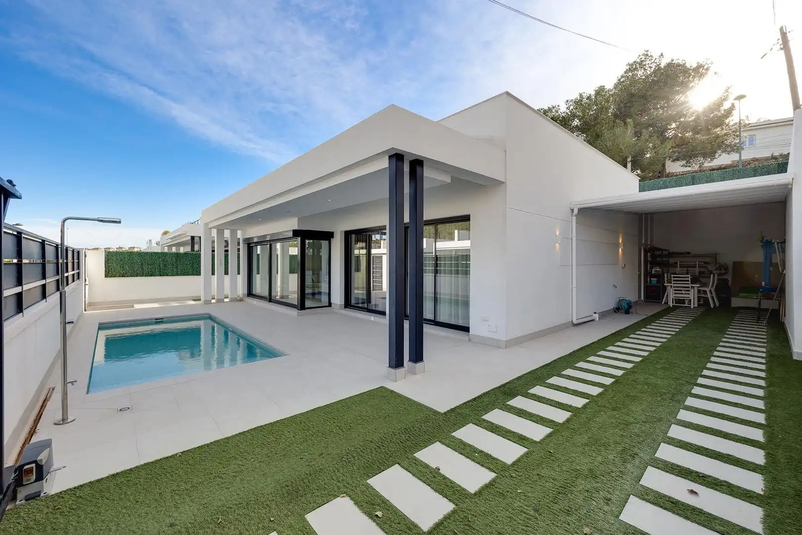 Vista exterior de Casa o chalet en venta en Pilar de la Horadada con Aire acondicionado, Calefacción y Jardín privado