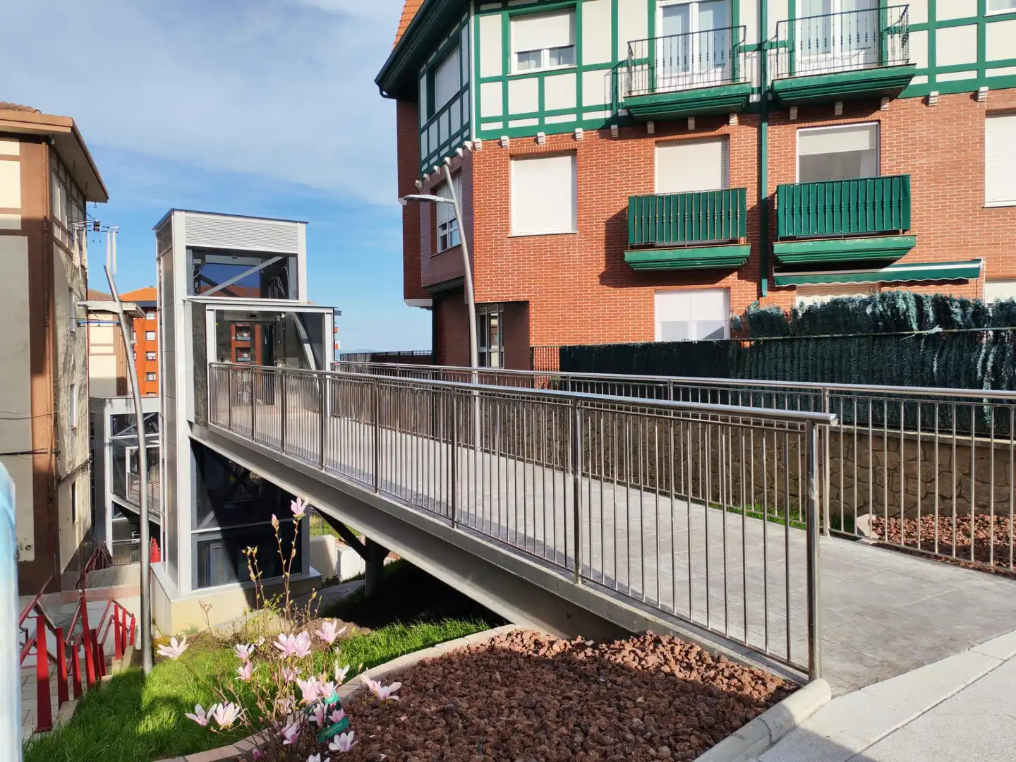 Vista exterior de Piso en venta en Abanto y Ciérvana-Abanto Zierbena