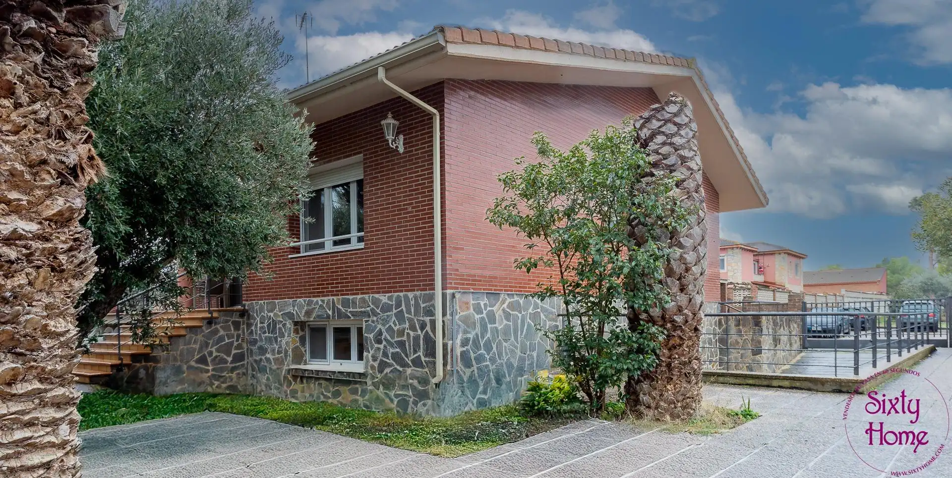 Exterior view of Houses for sale in Zaragoza  with Heating, Private garden and Terrace