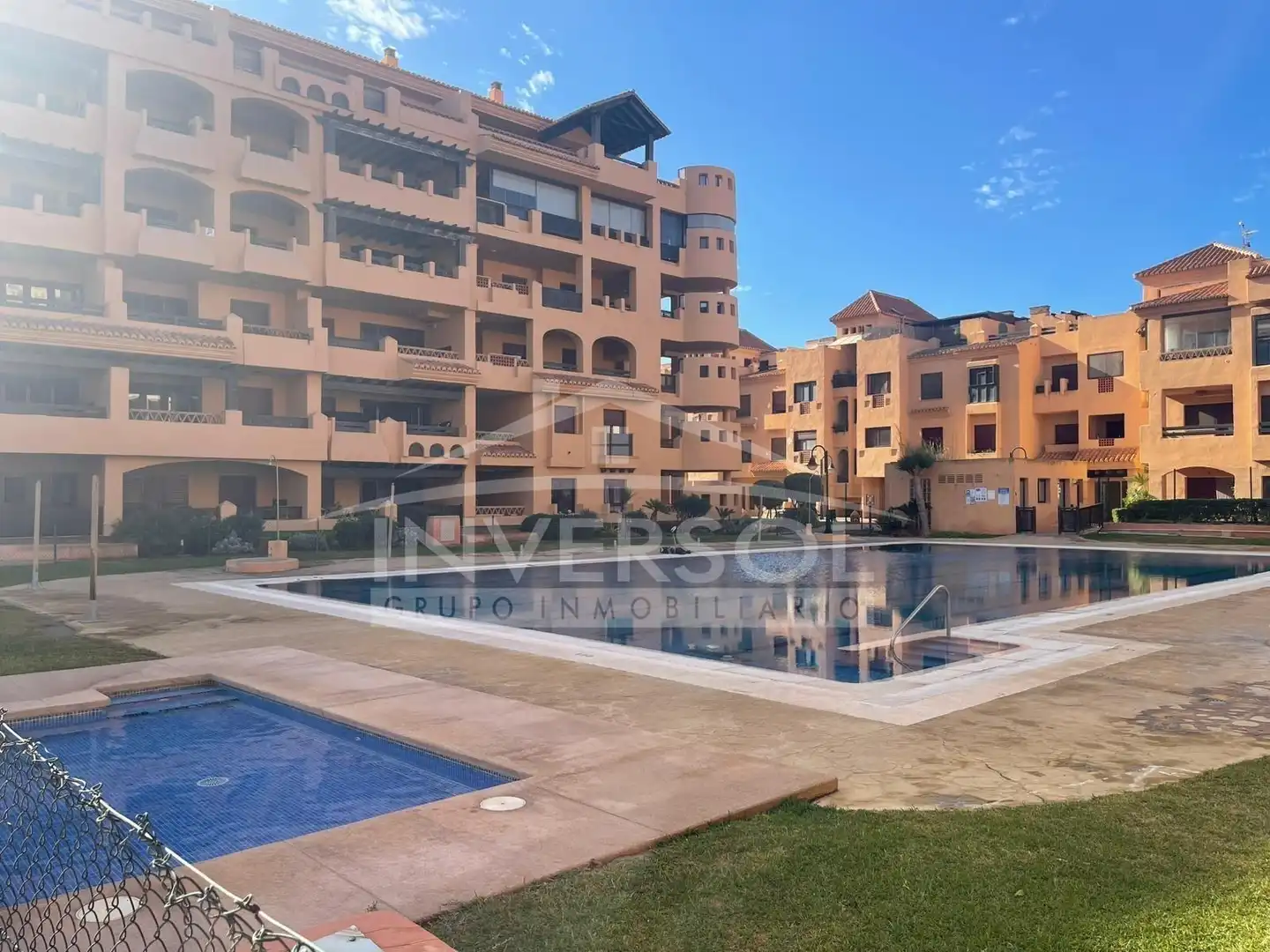 Vista exterior de Planta baja en venta en El Ejido con Aire acondicionado, Calefacción y Parquet