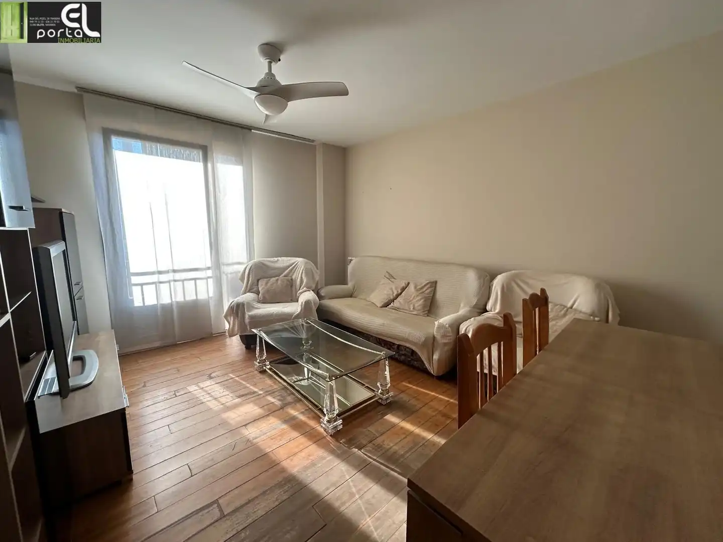 Wohnzimmer von Wohnungen zur Miete in Olite / Erriberri