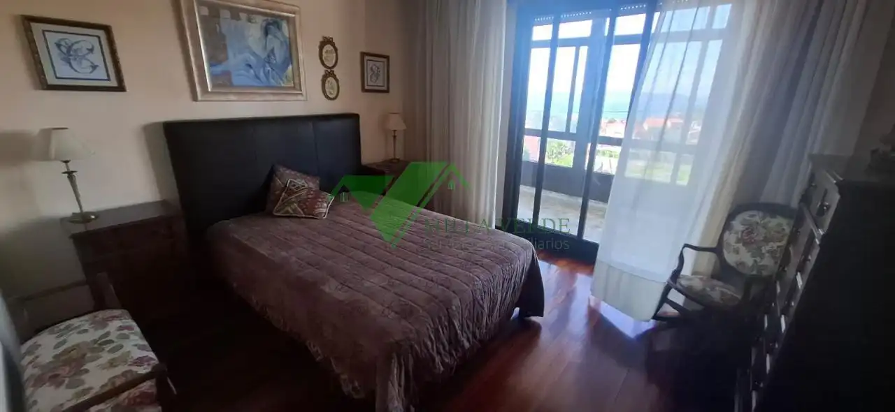 Habitación de Casa o chalet en venta en Vigo  con Calefacción, Terraza y Trastero