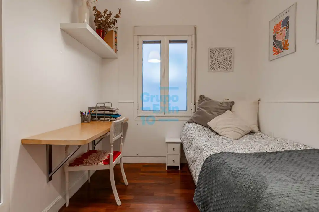 Habitación de Piso en venta en Donostia - San Sebastián  con Calefacción